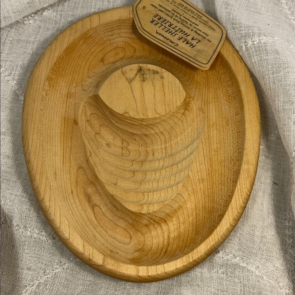 Williams Sonoma solid piece of maple made in Canada oyster half sheller